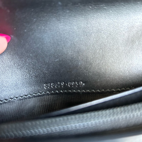 ❌SOLD❌Gucci Guccissima Wallet - Picture 7 of 9